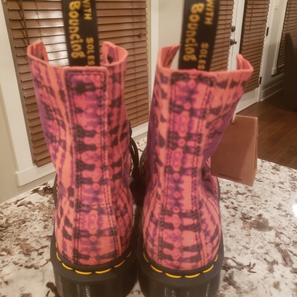 Dr. Martens Purple TIE DYE 1460 Pascal Leather Suede Lace Up Boots W Sz 7 and 5 - Picture 2 of 9